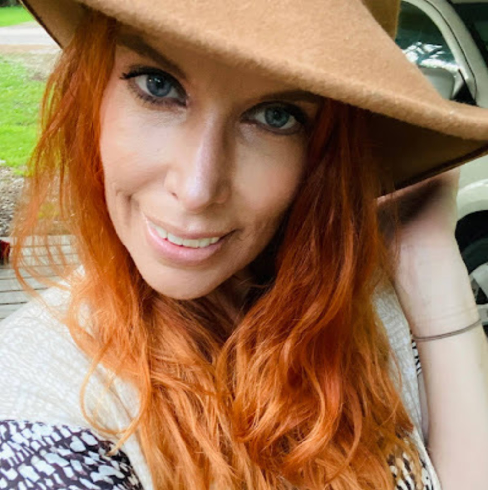 Meet your Posher, Megan